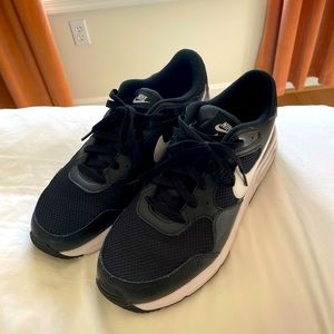 Men’s 9 Nike air